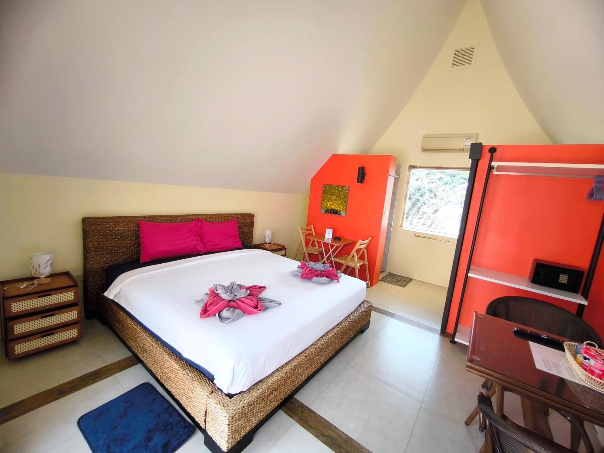 Blue Haven Bay Villa 21D And Resort Apartments Koh Chang Esterno foto